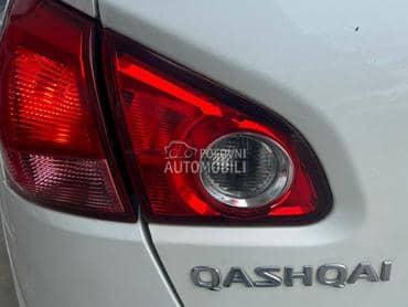 Stop svetlo gepeka levo za Nissan Qashqai od 2006. do 2009. god.