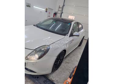 Alfa Romeo Giulietta 1.8tbi -  kompletan auto u delovima
