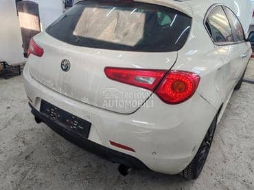 Alfa Romeo Giulietta 1.8tbi -  kompletan auto u delovima