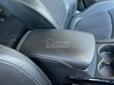 Naslon za ruke za Renault Kadjar od 2015. do 2022. god.