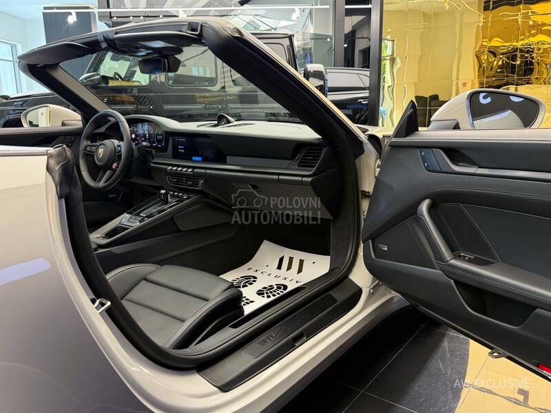 Porsche 911 Carrera GTS Cabrio