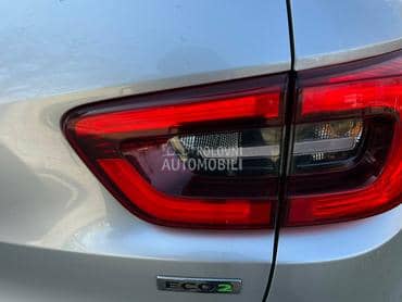 Stop svetlo gepeka desno za Renault Kadjar od 2015. do 2019. god.