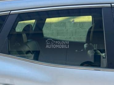 Staklo zadnje desno za Renault Kadjar od 2015. do 2022. god.