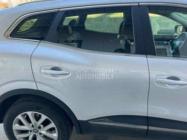 Vrata zadnja desna siva TED69 za Renault Kadjar od 2015. do 2022. god.