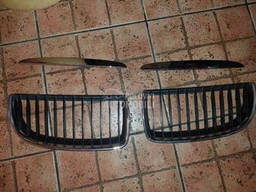 Rešetke za BMW 320