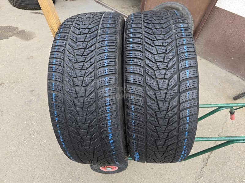 Hankook 245/45 R20 Zimska