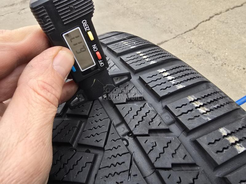 Continental 235/50 R18 Zimska