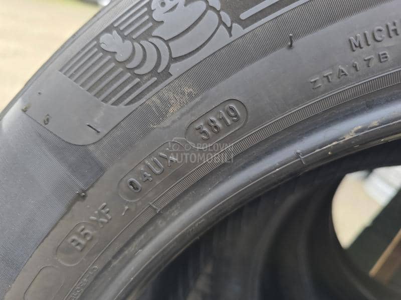 Michelin 235/60 R18 Zimska