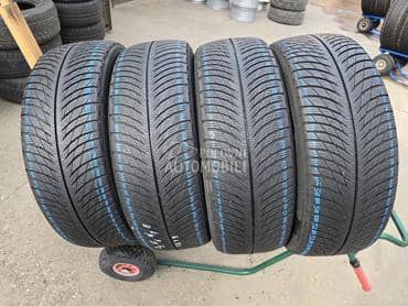 Michelin 235/60 R18 Zimska