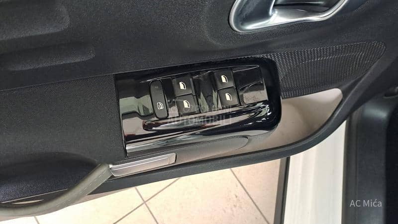 Citroen C3 1.2 PURE NAV LED USB