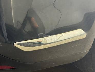 hrom lajsne na braniku za Citroen C5 od 2008. do 2016. god.