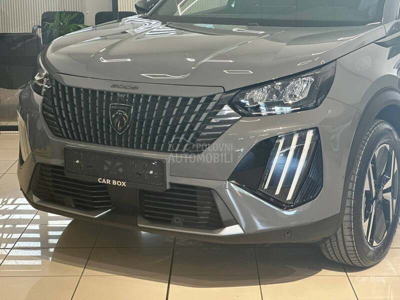 Peugeot 2008 1.2 ALLURE 130 A8