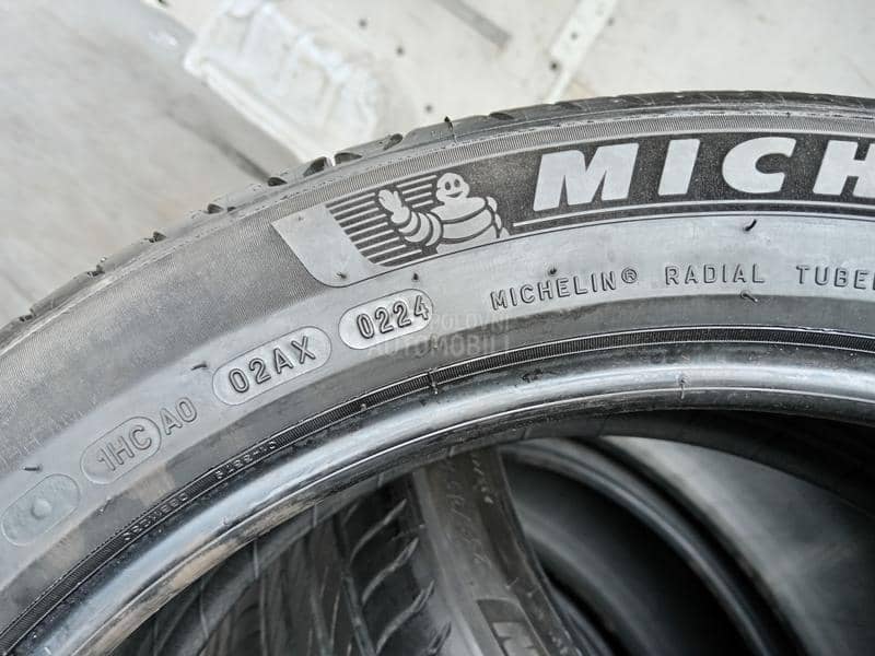 Michelin 235/45 R20 Letnja