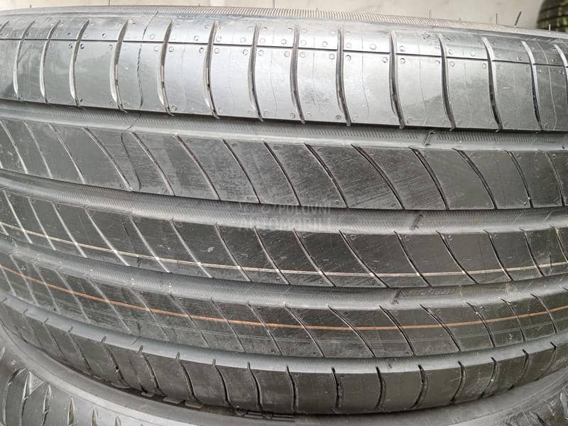 Michelin 235/45 R20 Letnja