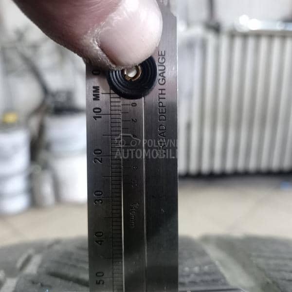 Toyo 235/45 R18 Zimska