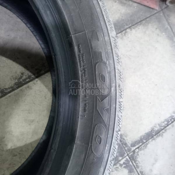 Toyo 235/45 R18 Zimska