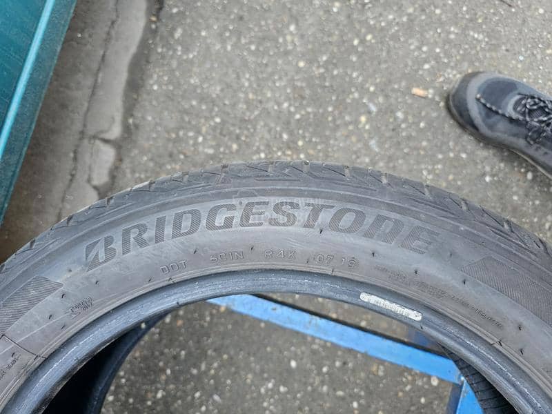 Bridgestone 225/50 R18 Letnja