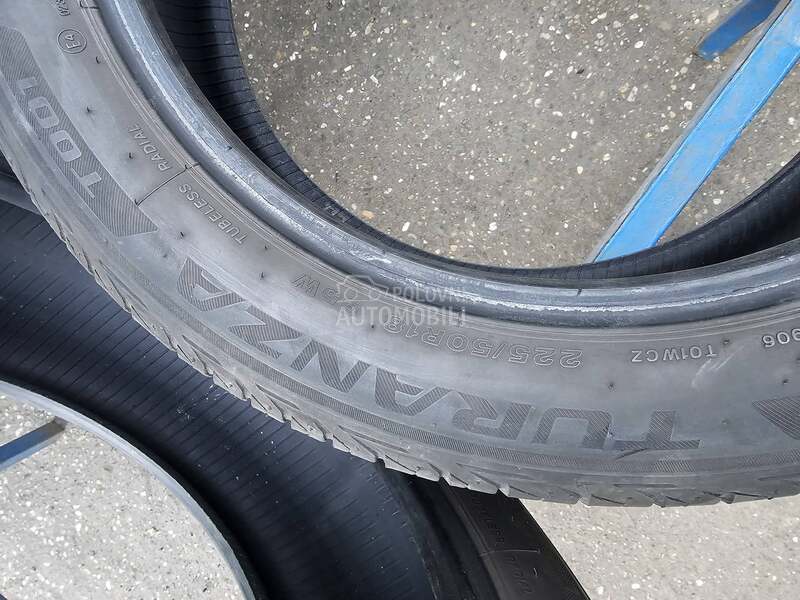 Bridgestone 225/50 R18 Letnja
