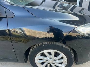 Krilo desno crno TEGNE za Renault Megane od 2008. do 2016. god.