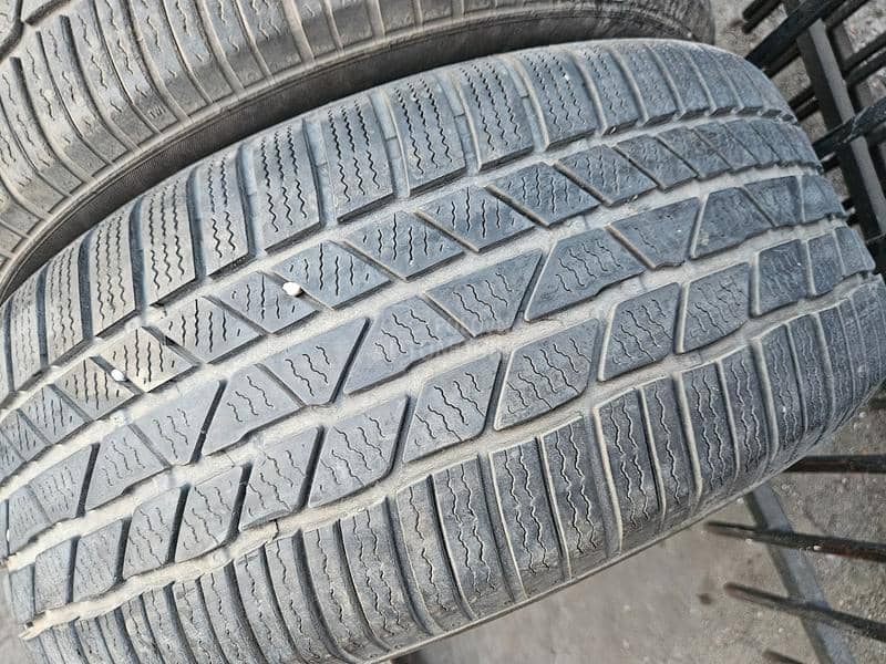 Continental 235/55 R17 Sve sezone