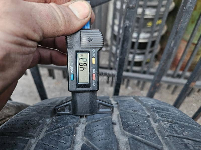 Continental 235/55 R17 Sve sezone