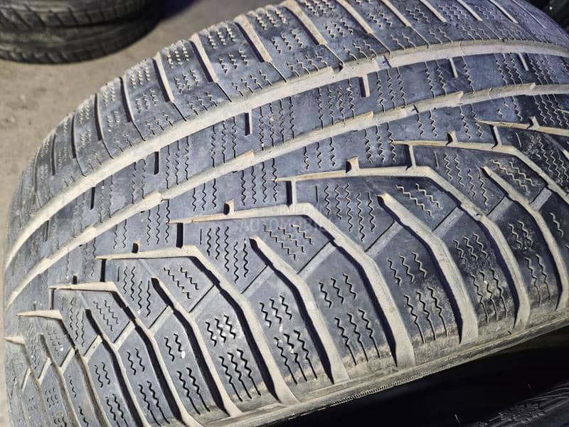 Hankook 235/55 R17 Sve sezone
