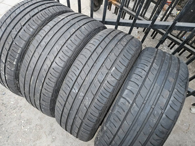 Falken 215/55 R17 Letnja