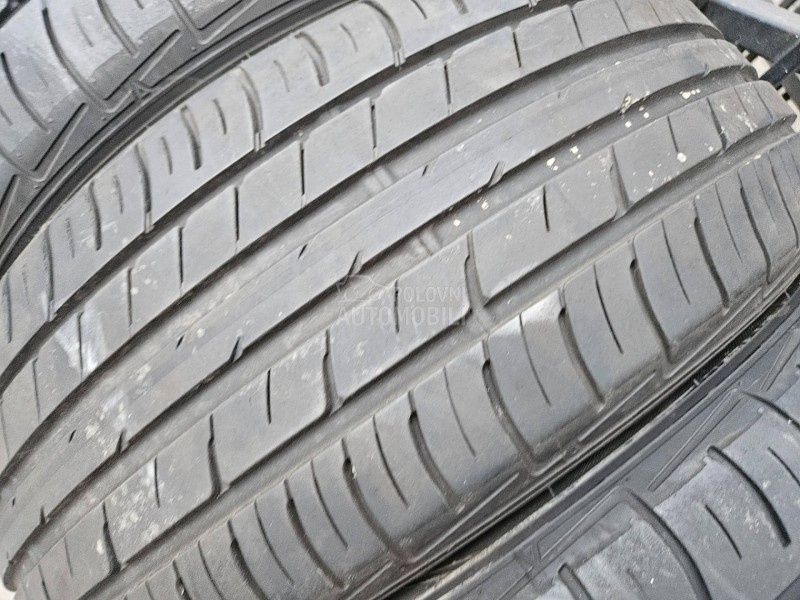 Falken 215/55 R17 Letnja