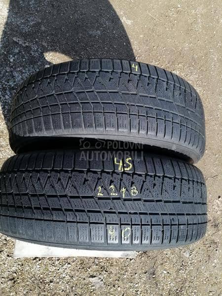 Kumho 235/65 R17 Zimska