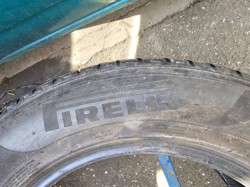 Pirelli 215/65 R17 Zimska