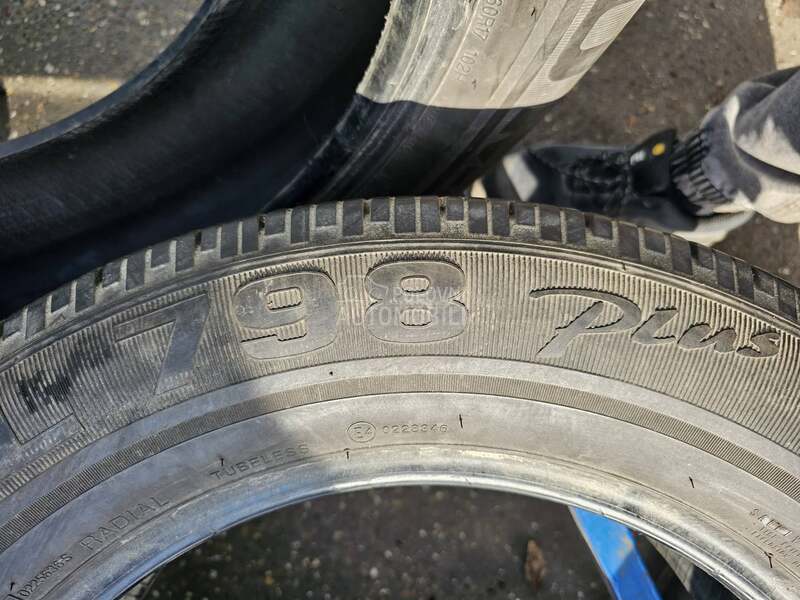 Kumho 235/60 R17 Letnja