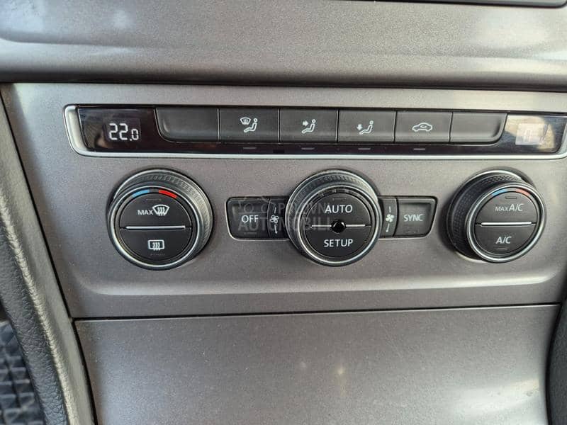 Volkswagen Golf 7 1.2 b
