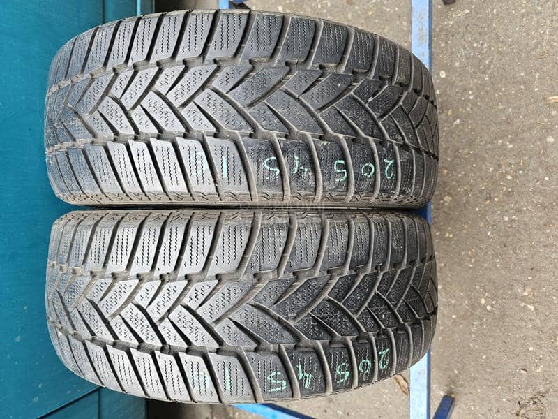 Dunlop 205/45 R16 Zimska