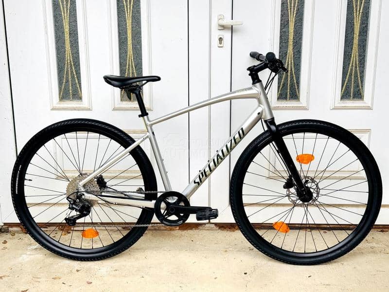 Specialized Sirrus x 28