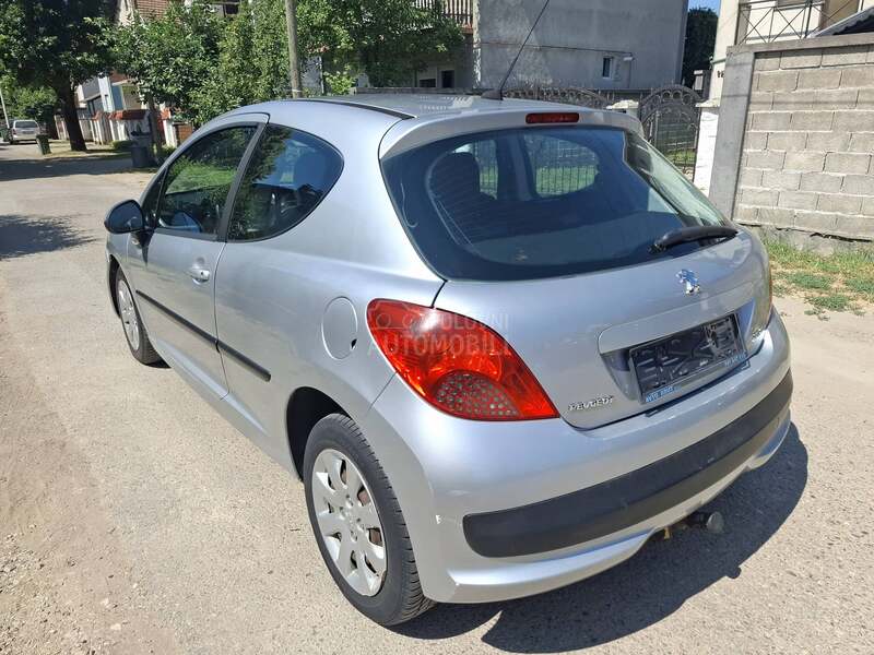 Peugeot 207 1.4