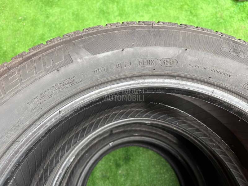 Michelin 255/55 R18 Zimska