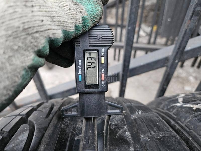 Dunlop 215/40 R17 Letnja