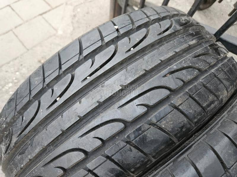 Dunlop 215/40 R17 Letnja