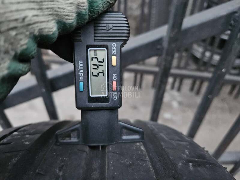 Falken 225/45 R17 Letnja