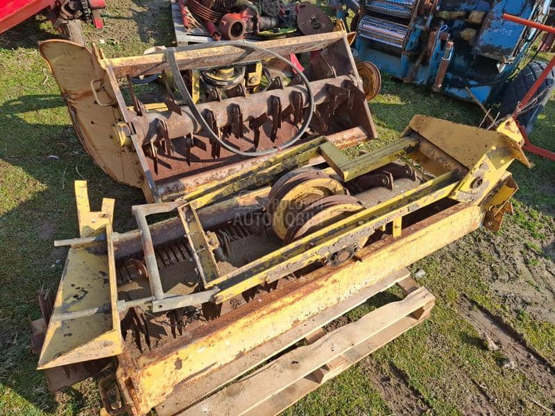 2 secke za New holland