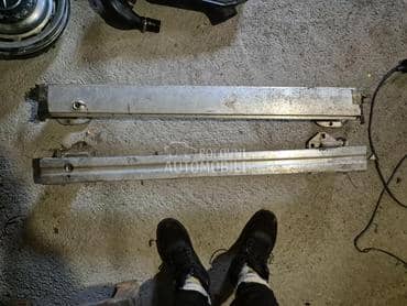 Sina branika za Citroen C4 od 2011. do 2018. god.