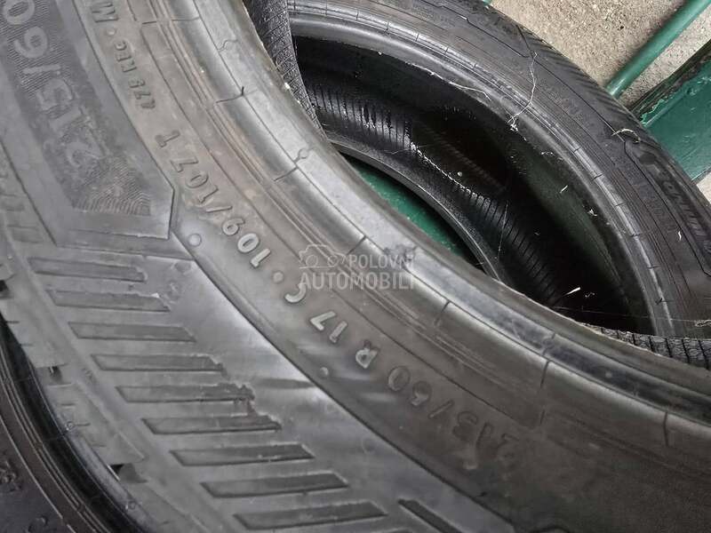 Barum 215/60 R17 Zimska