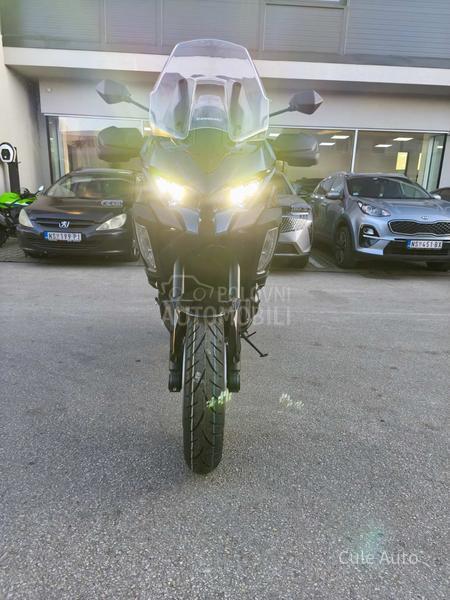 Kawasaki Versys 1100S