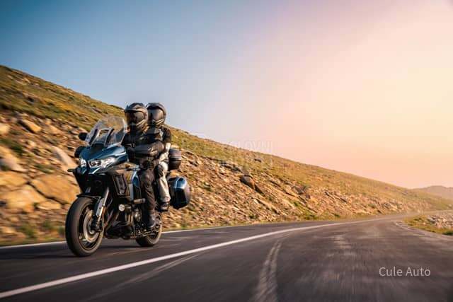 Kawasaki Versys 1100S