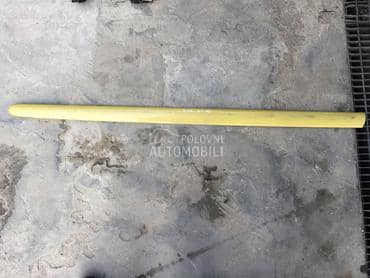 Prednja desna lajsna za Peugeot 206