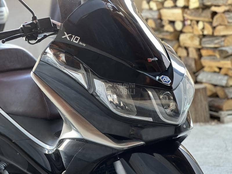 Piaggio x10
