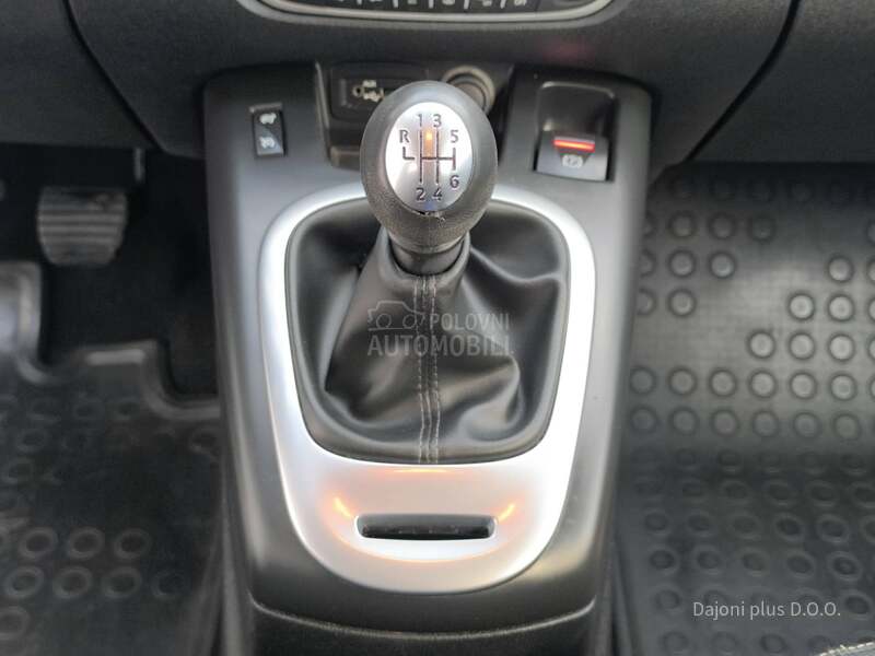 Renault Scenic 1.5 DCI