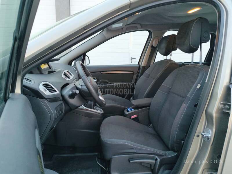 Renault Scenic 1.5 DCI