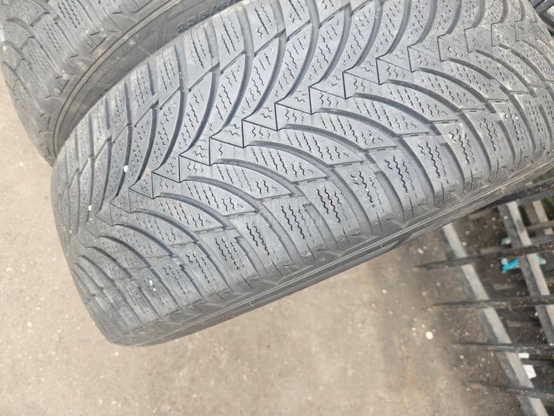 Nexen 235/60 R16 Sve sezone