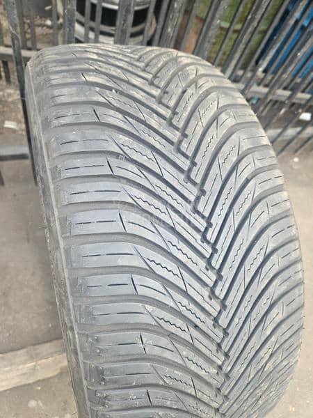 Maxxis 245/40 R20 Sve sezone